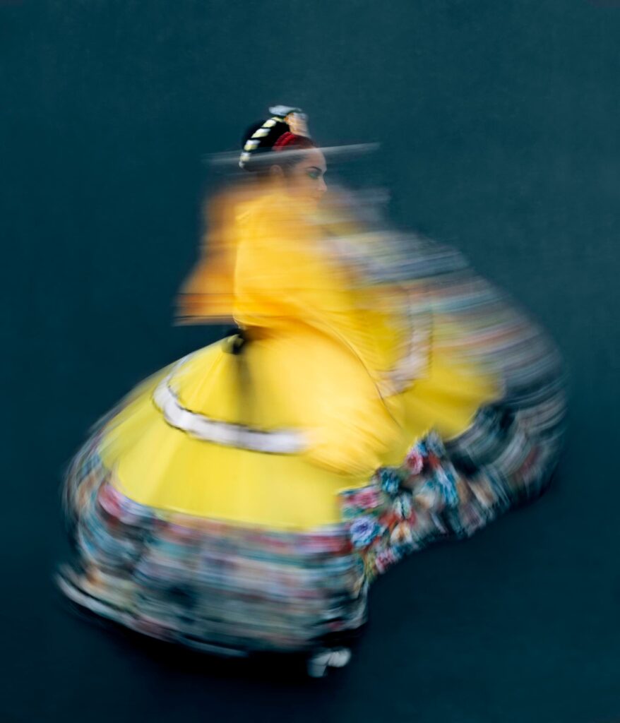 Dancing Flare © Delphine Blast